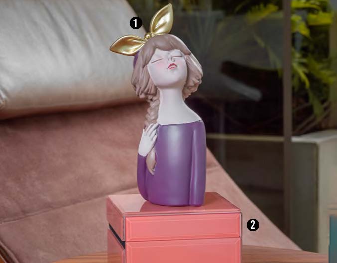 Escultura Very Peri Pantone 2022